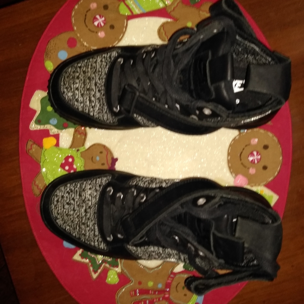 Nike sneaker boots